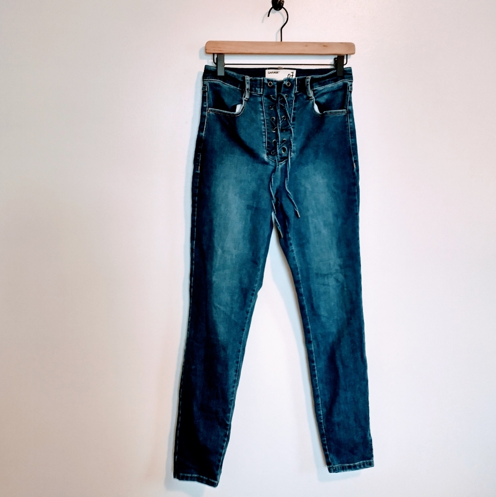 Garage size 7 jeans with lace up front
